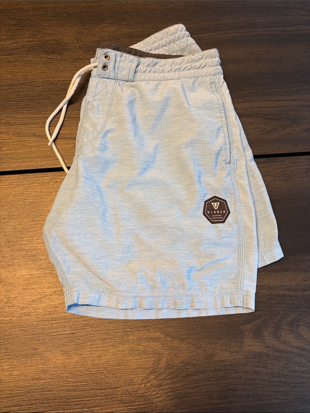 VISSLA Light Gray Men's Hybrid Shorts